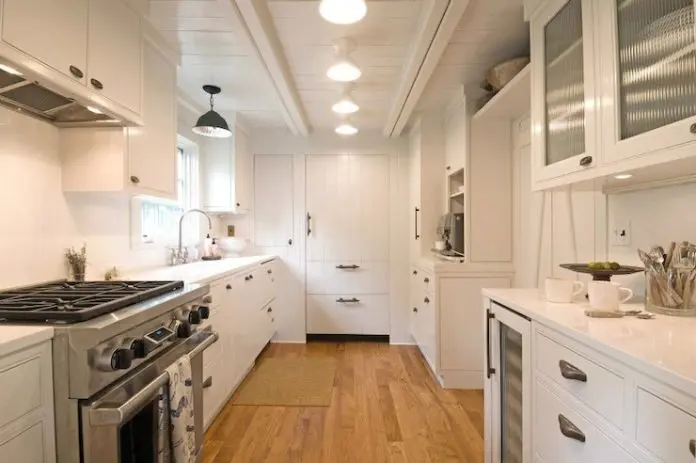 galley kitchen layout