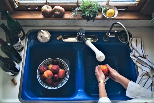 blue sink