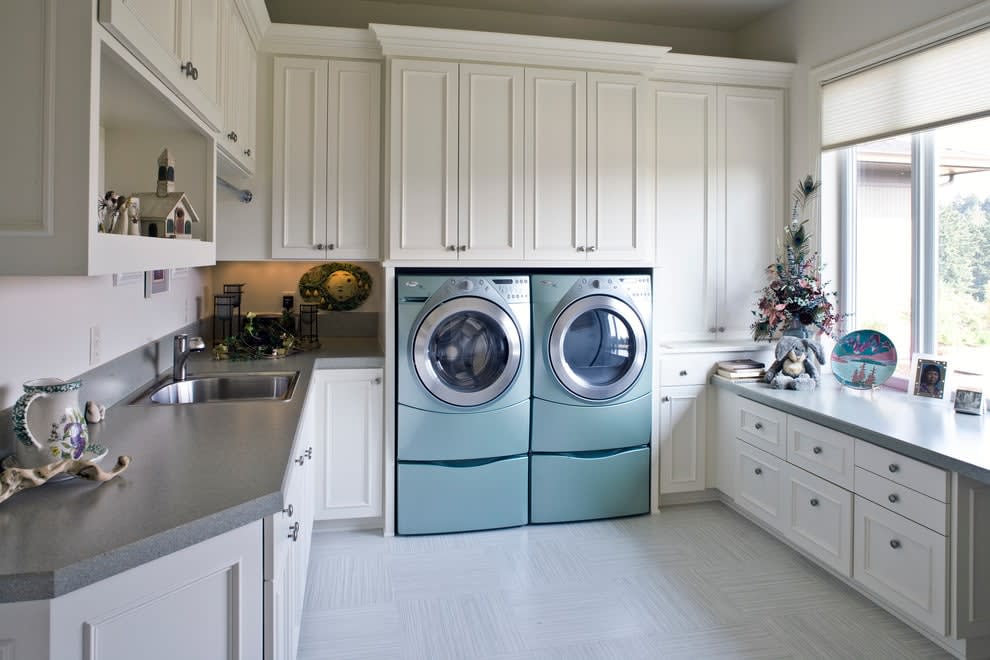 laundry-room-decorated