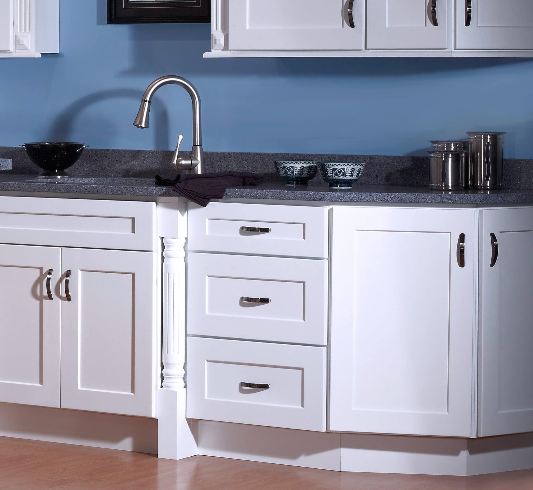 what-is-a-shaker-style-kitchen-cabinet-should-you-get-shaker-kitchen