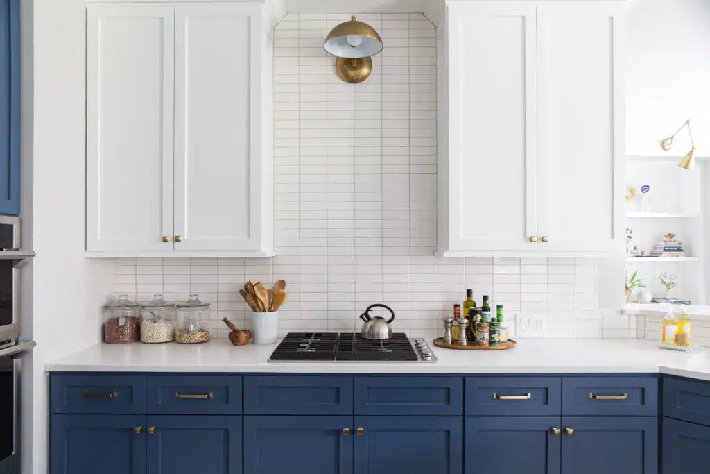 navy blue and white kitchen color schemes