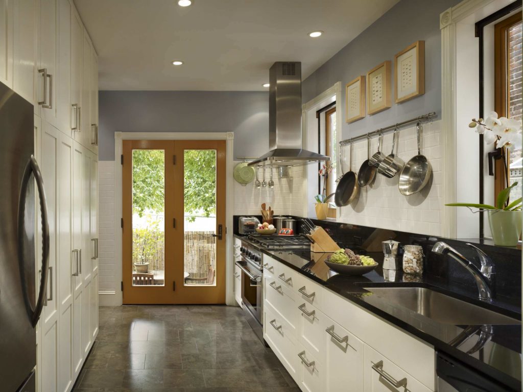 kitchen walls design ideas for a tiny space