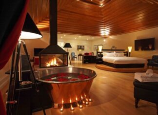 The Best and Worst Open Bedroom and Bathrooms