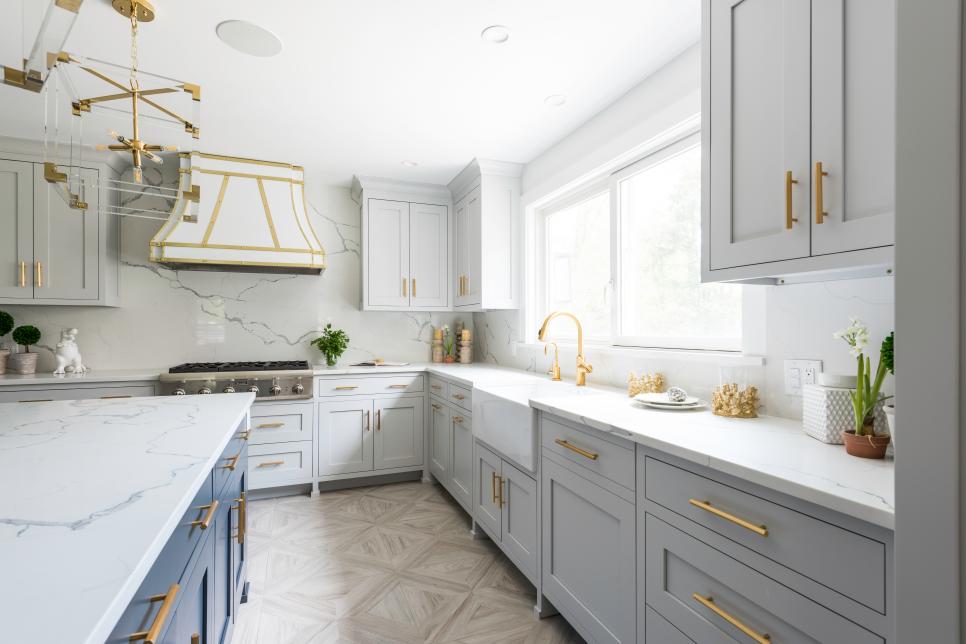 grey shaker backsplash