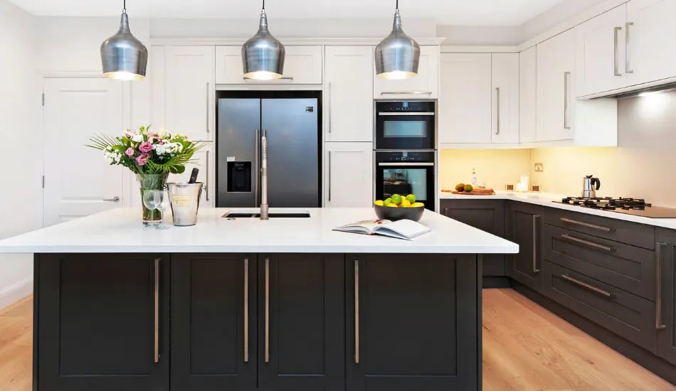 two-toned shaker kitchen cabinets