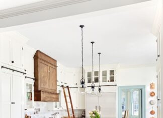 7 Best European Farmhouse Kitchen Design Ideas You’ll Love european farmhouse kitchen design