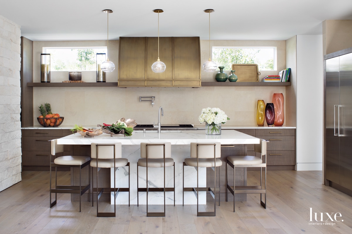 Luxury Kitchen Design Ideas With European Style Cabinets