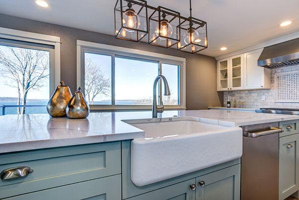 farmhouse style kitchen sink