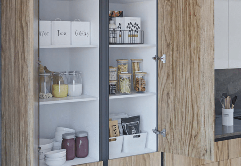 handleless pantry with gola profile system