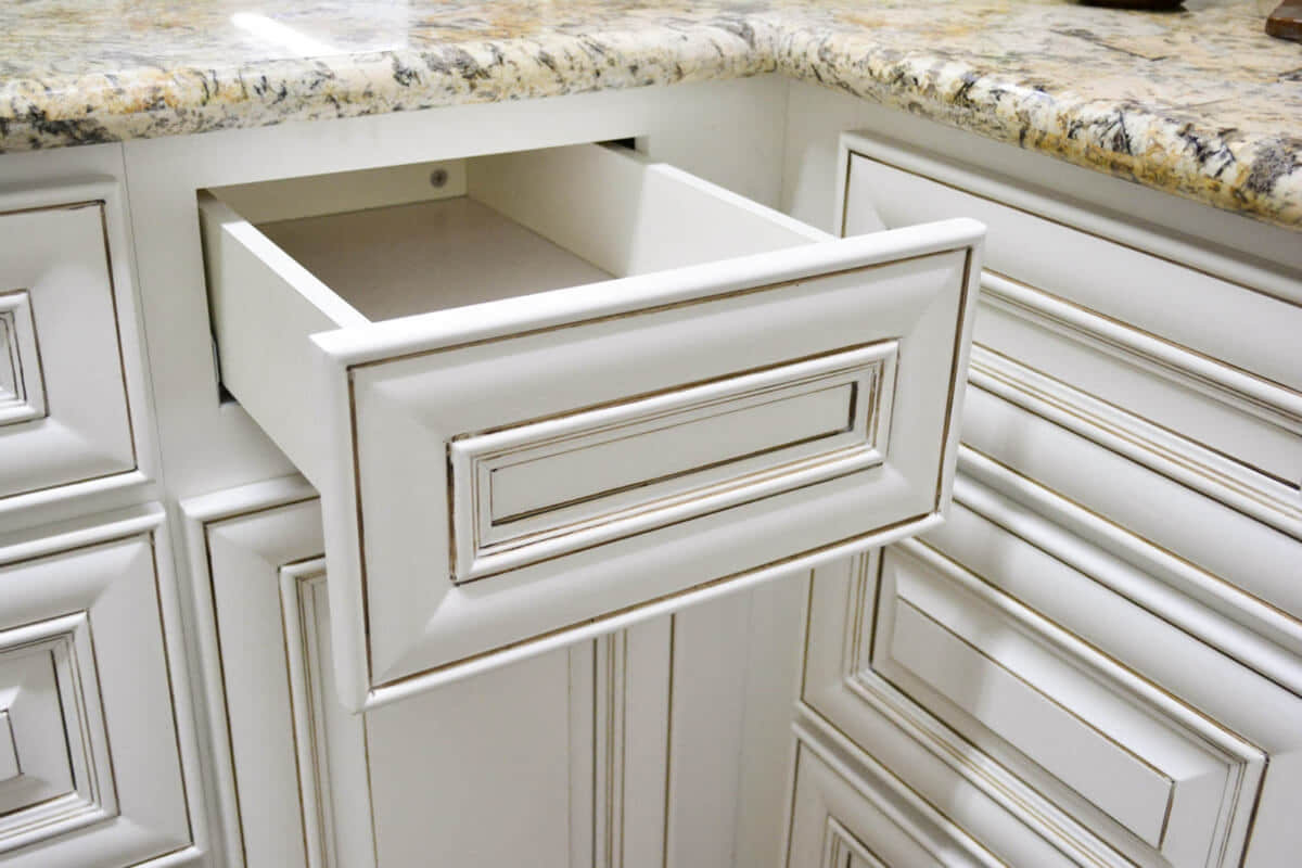 Antique White Kitchen Cabinets Vintage Style Rta